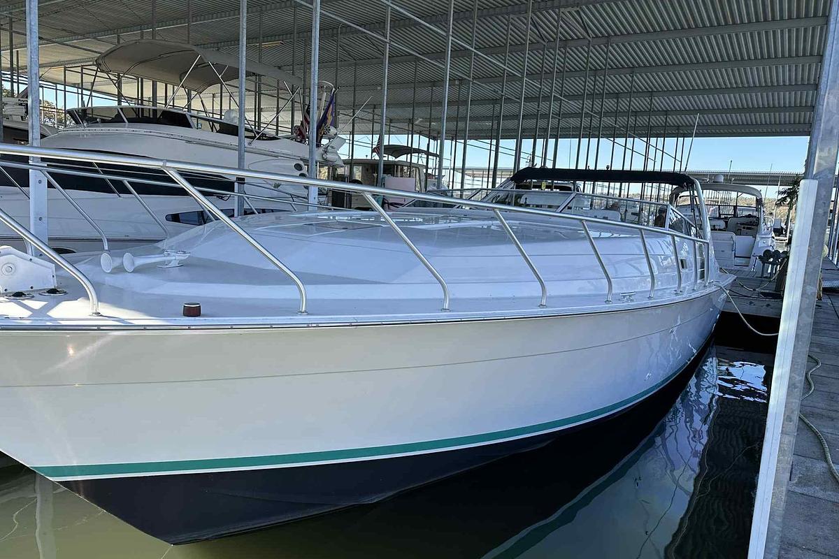 Used 1993 Mainship Mediterranean 39