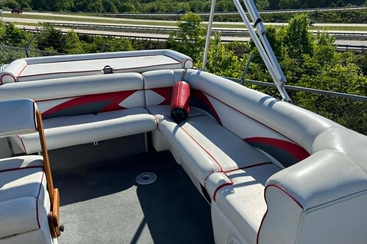 Used 1999 PlayCraft Sport 2400