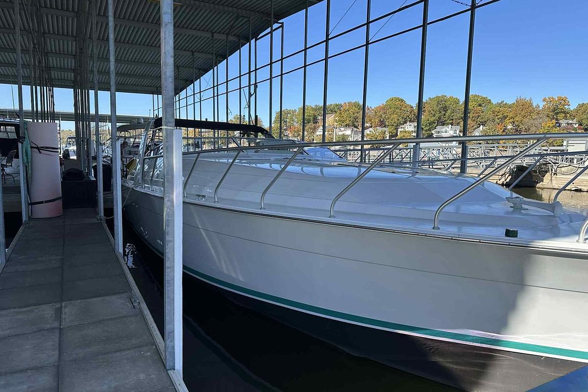 Used 1993 Mainship Mediterranean 39