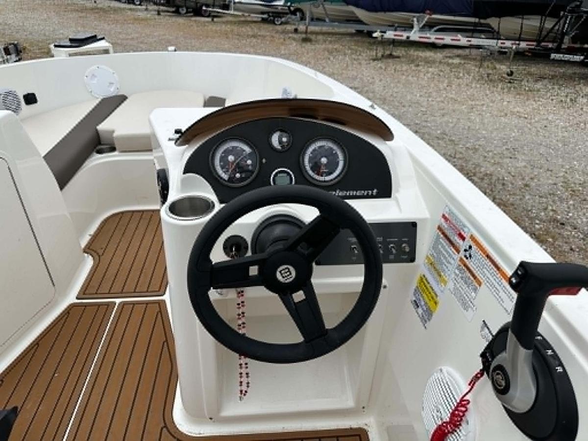 Used 2023 Bayliner Element E21