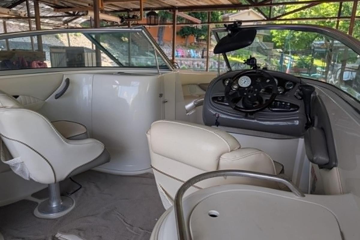 Used 2001 Monterey 248LS Montura Bowrider