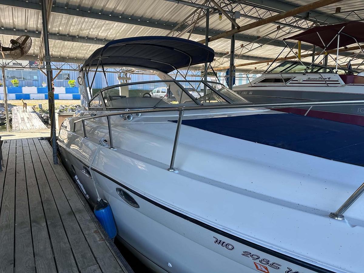 Used 1992 Regal 322 Commodore