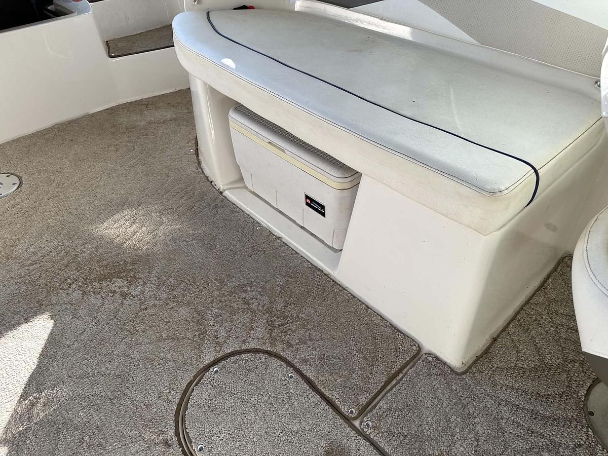 Used 2006 Rinker 282 Captiva