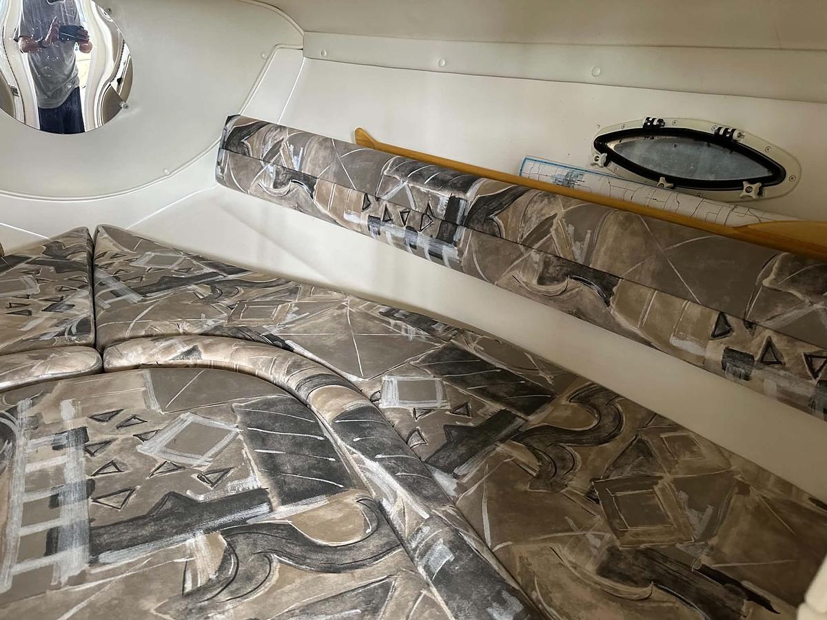 Used 1999 Rinker 272 Captiva Cuddy