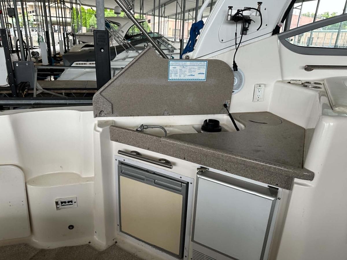 Used 2007 Rinker 350 Express