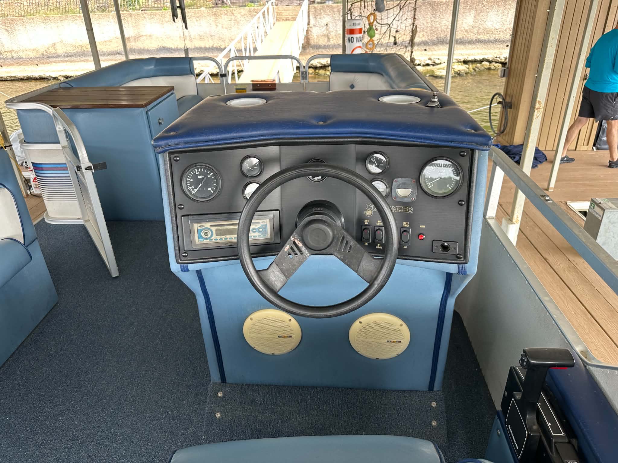 Used 1990  Sundancer Pontoon 240 D