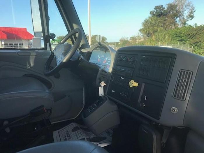 Used 2007 International 7500 Elliott 1860F 18 Ton Crane Truck - C04510