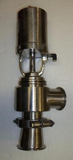 Used 2 1/2" Waukesha Cherry-Burrell Sanitary Air Actuated Diverter Valve - Stainless Fittings Equipment