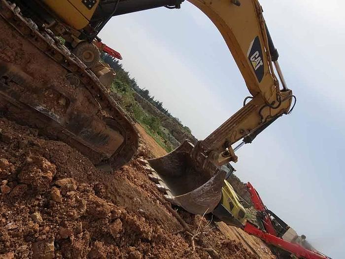 Used 2011 CATERPILLAR 345DL ME