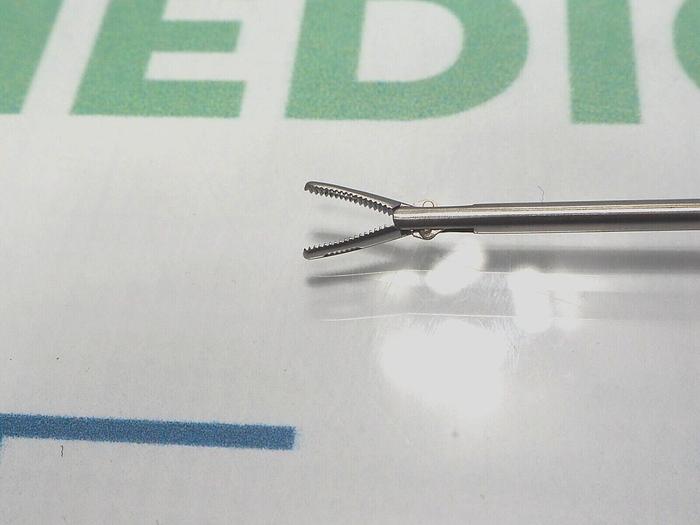 Used ACMI CIRCON RWG-337R Laproscopic Fatping Forceps 5mm Endoscopy Instrument