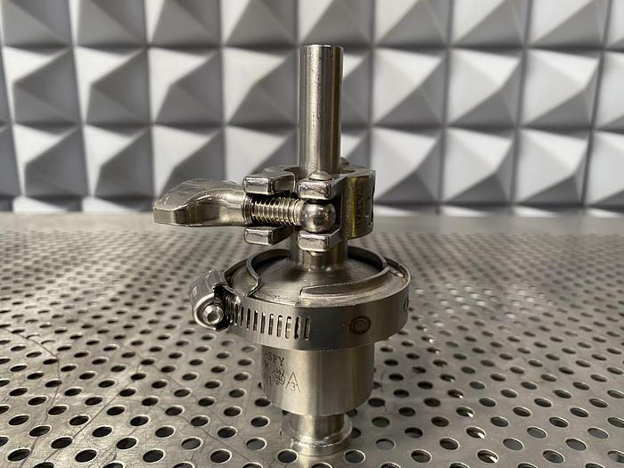 Used Stainless Steel  C45MPS-1/4-SFY-316L-PM Spring Loaded Check Valve
