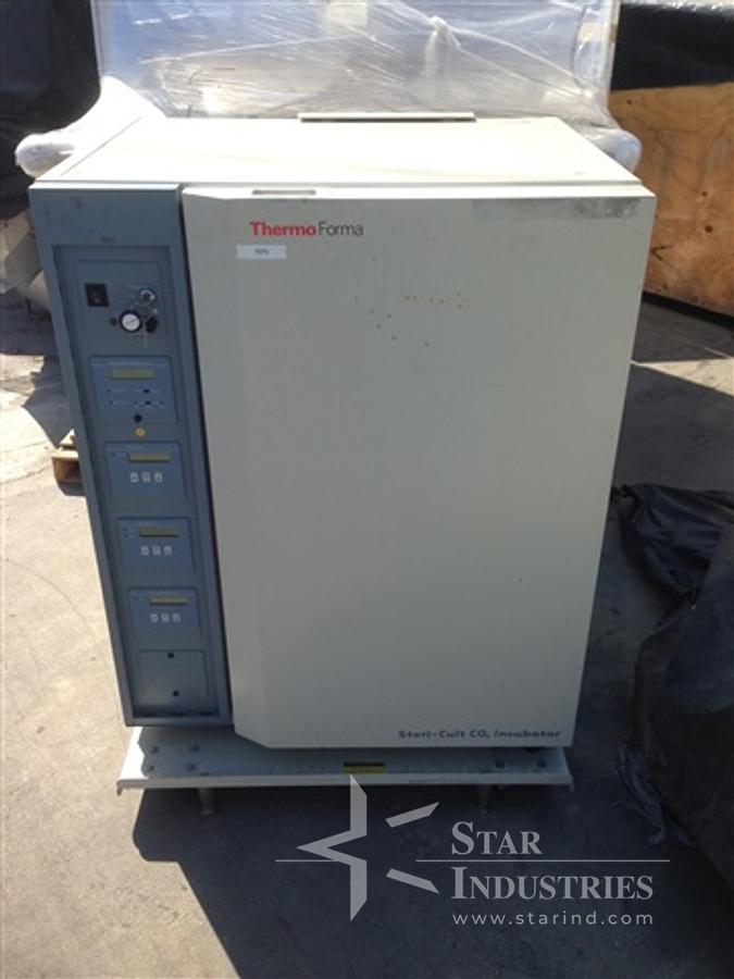 Used Thermo Forma CO2 Incubator, Model 3860