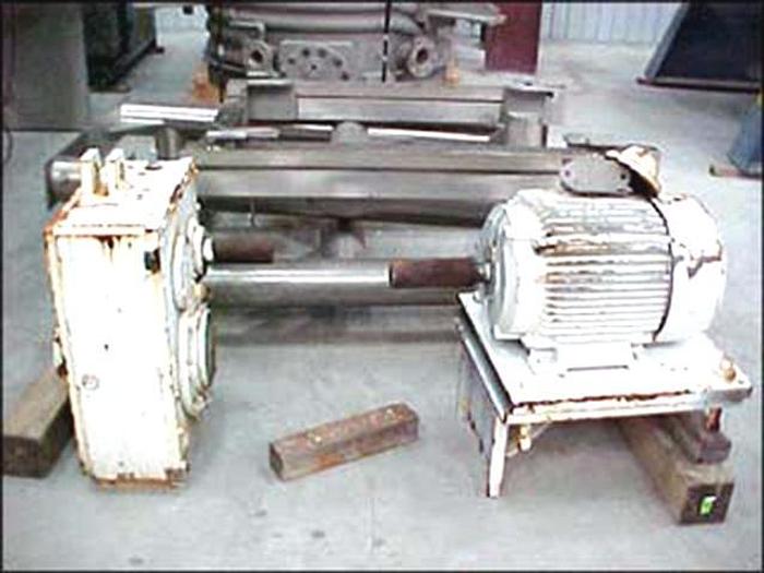Used 135 c.f. Day s.s. Ribbon Blender