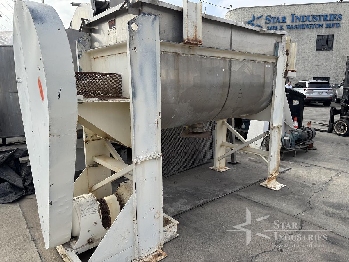 Used Used approximately 65 c.f. S.S. Aaron Paddle Mixer