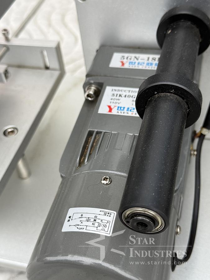 Used Pneumatic Type Flat Surface Labeling Machine