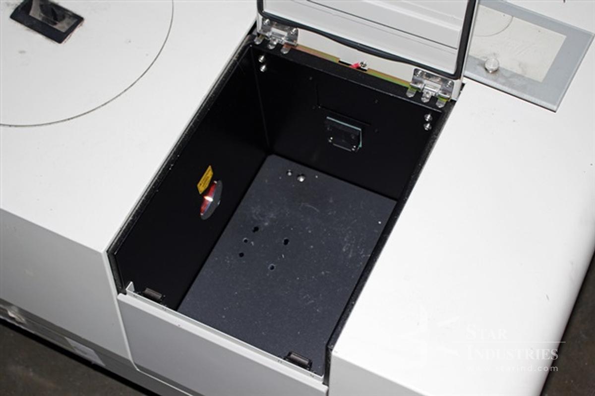 Used Jasco FT/IR-660 Plus Fourier Transform Infrared Spectrometer