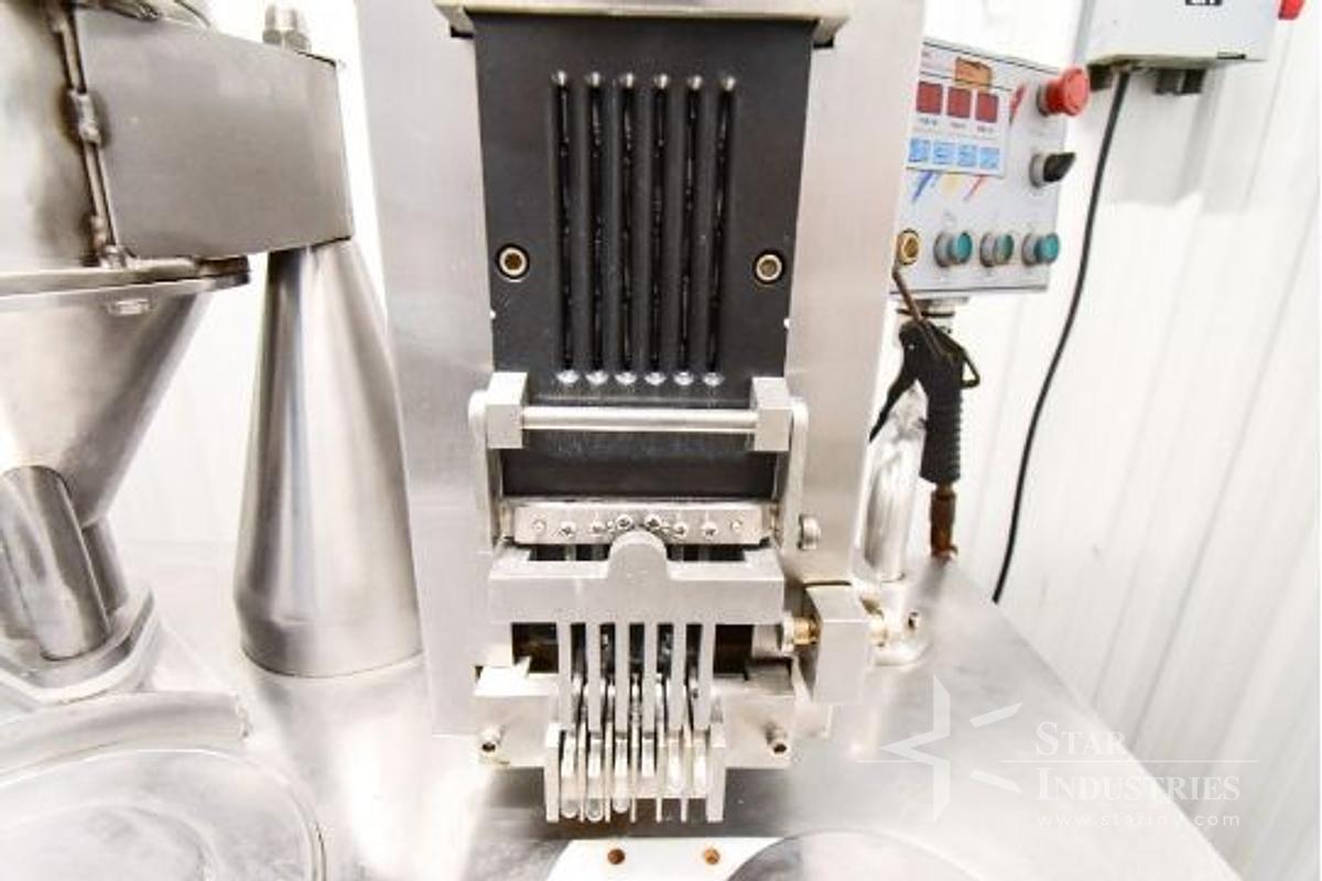 Used Semi Auto Capsule Filling Machine CGM-208