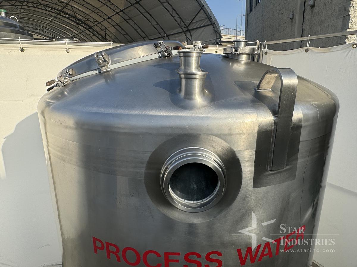 Used 1,000 gallon DCI s.s. Tank