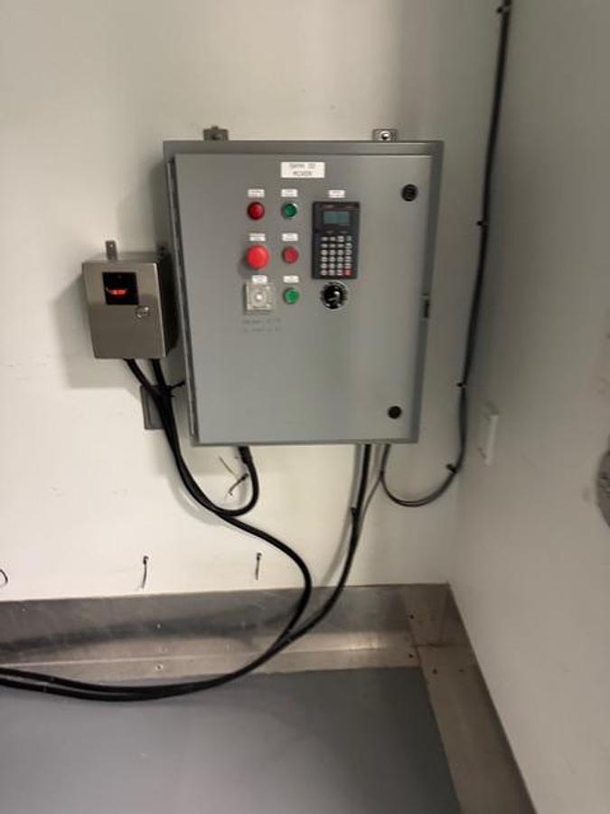 Used Three Dimensional Mixer