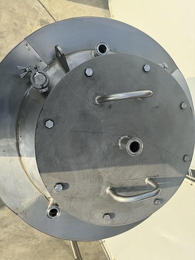 Used 1,000 liter Getinge S.S. Pressure Vessal, Insulated