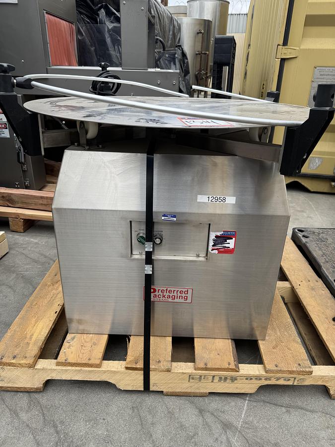 Used Preferred Packaging Accumulating Table