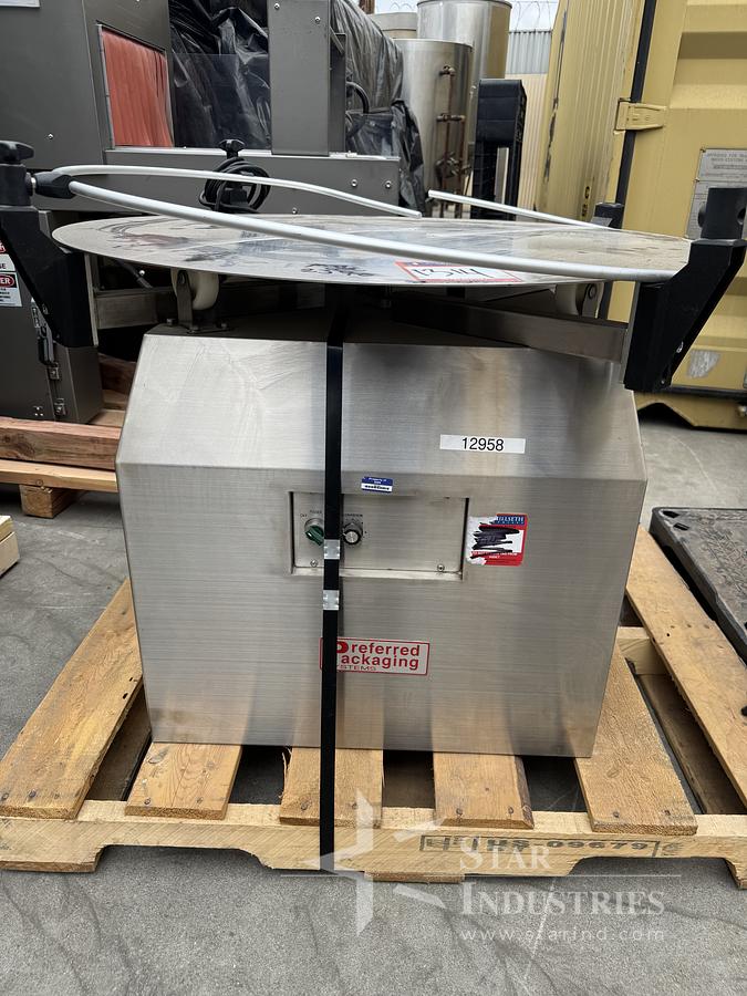 Used Preferred Packaging Accumulating Table