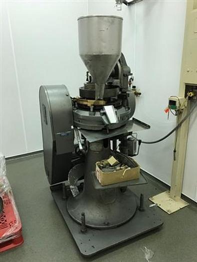 Used MANESTY 25 STATION X25 EXPRESS TABLET PRESS #3634