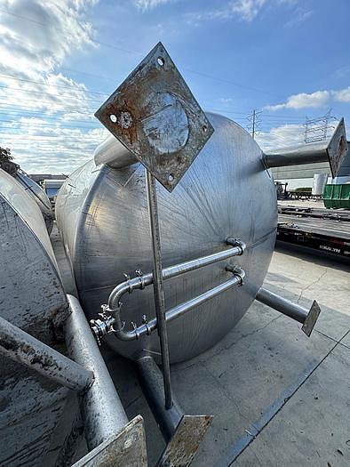 Used Tank, 6,000 Gallon, 316 Stainless Steel, Dish Bottom, Legs, Dual