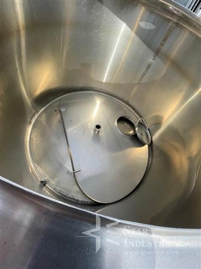 Used 100 gallon Mueller S.S. Mix Tank w/ Temp Gauge
