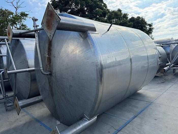 Used Tank, 6,000 Gallon, 316 Stainless Steel, Dish Bottom, Legs, Dual