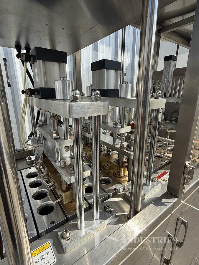 Used Guangzhou RiFu Packaging Machinery co.Ltd RF-4S