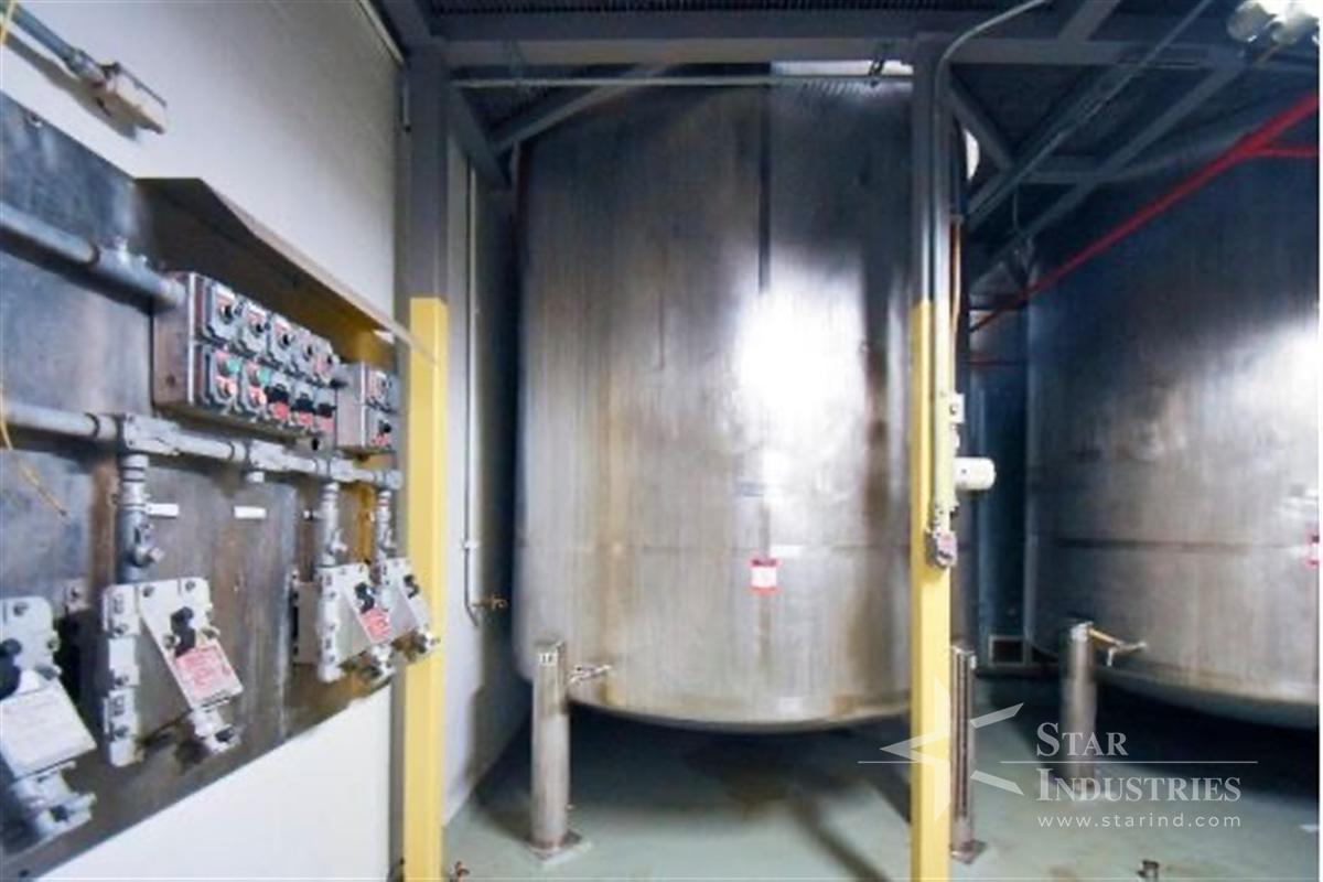 Used Stainless Steel Tank 5,800 Gallons w/Agitation
