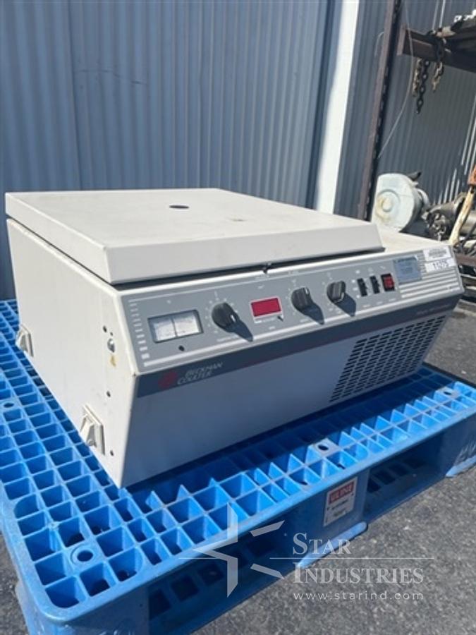 Used Beckman Coulter Centrifuge
