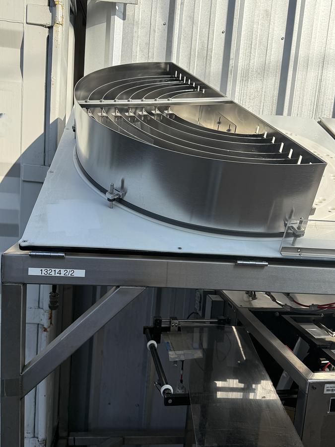 Used GO PACKER 1000 with FEEDER