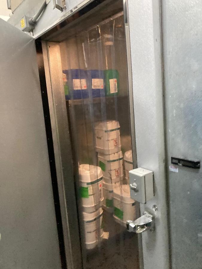 Used Walk In Cooler 