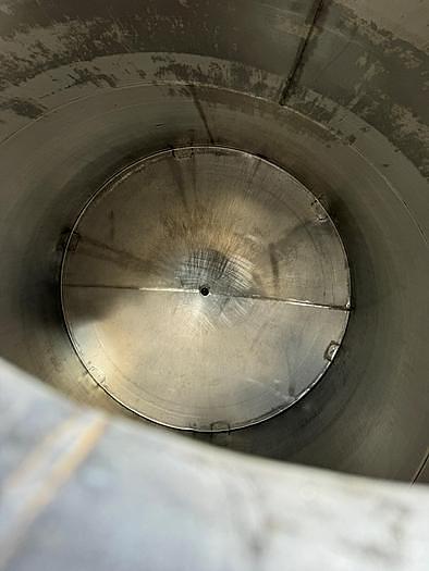 Used Tank, 6,500 Gallon, Stainless Steel, Dish Bottom, Legs