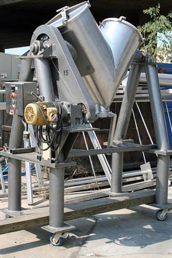 Used Patterson-Kelley 5 c.f. Cross-flow V-blender