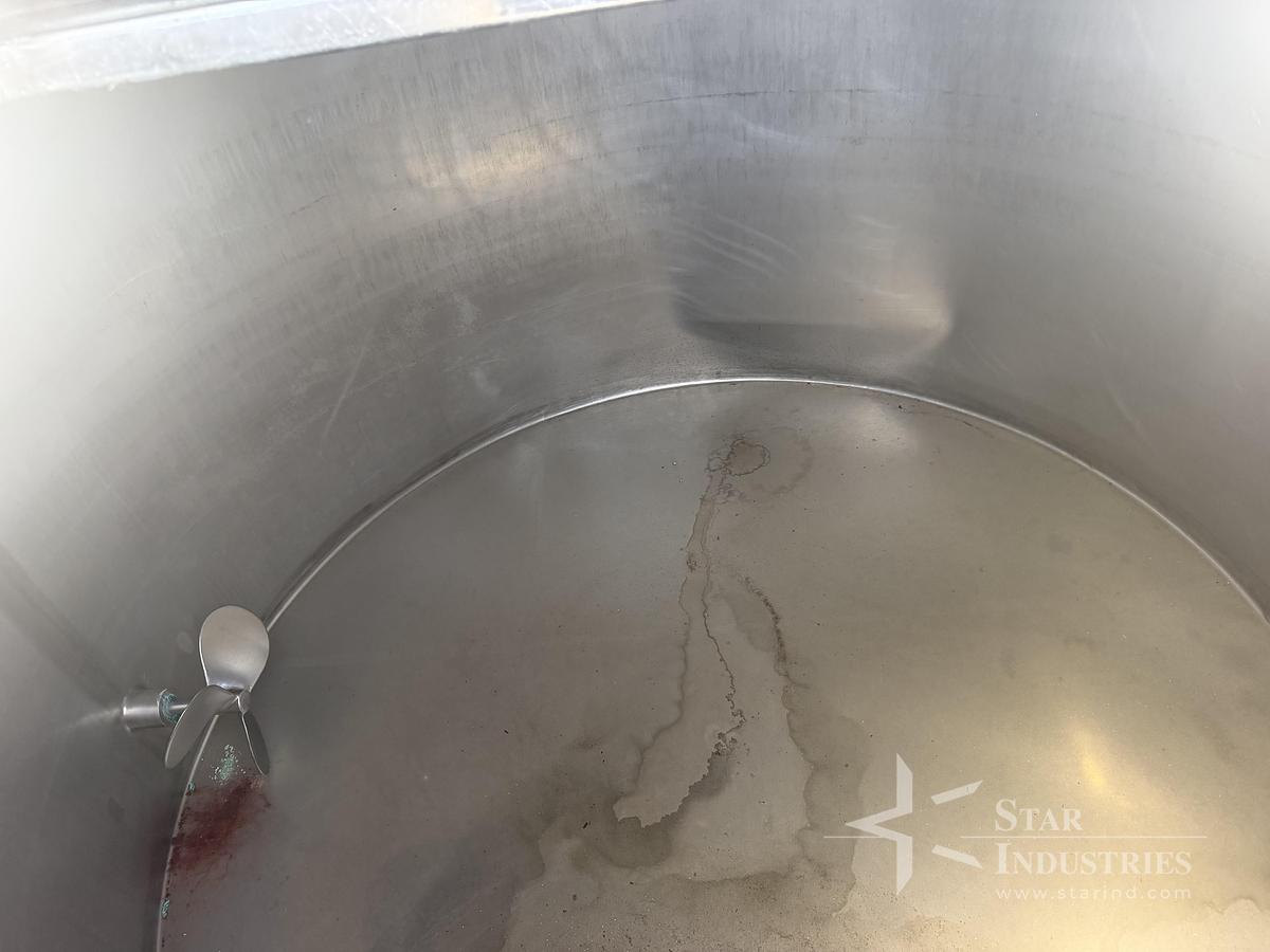 Used 1000 gallon SS Holding tank with small side mixer