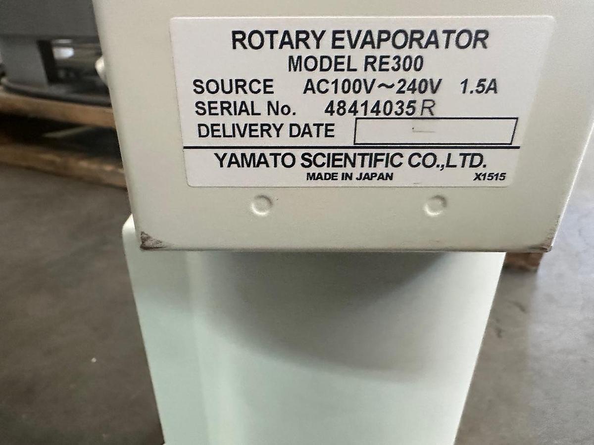Used Yamato RE300 Rotary Evaporator
