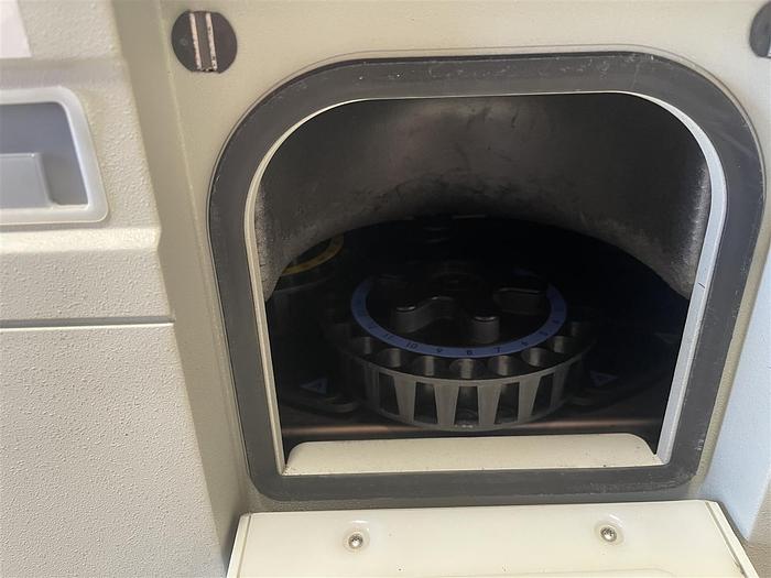 Used Waters Separations Module 2695 HPLC