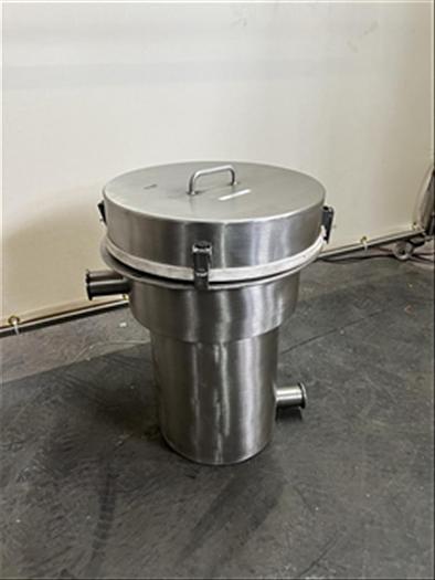 Used Glatt 200 liter Tote, no valve or cover