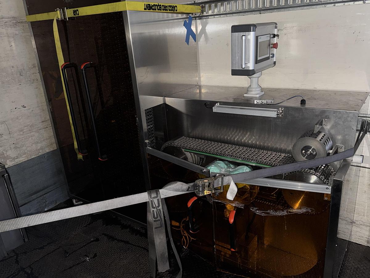 Used Zhejiang Automatic Encapsulator (Liquid Filler)