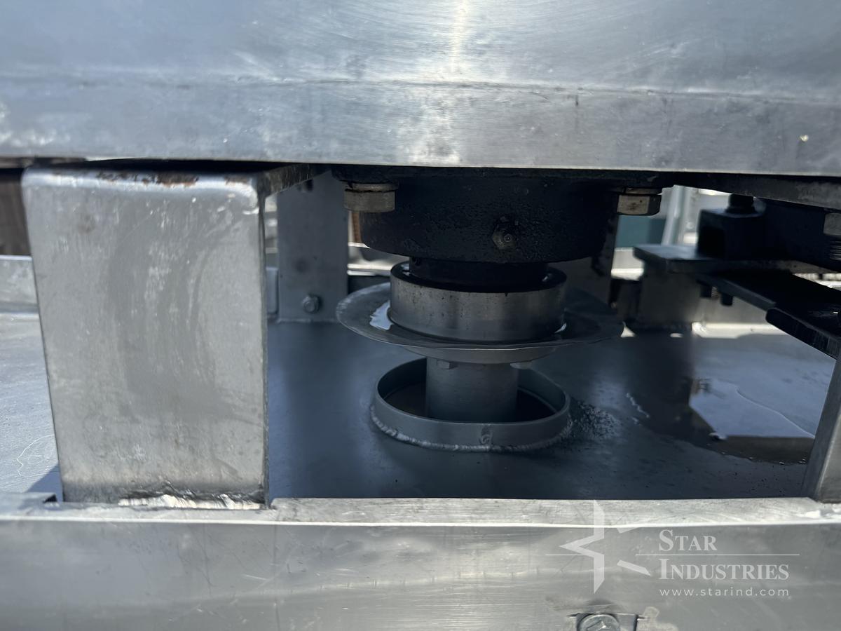 Used 300 Gallon Lee Single-motion Swept Jacketed Kettle