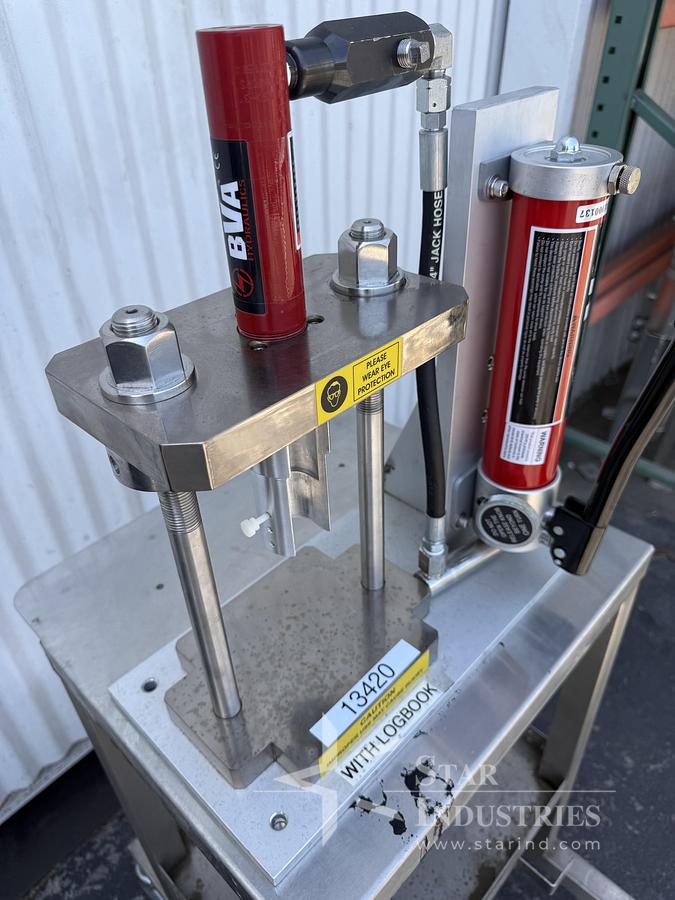 Used Globe Pharma Compaction Machine - Single Punch