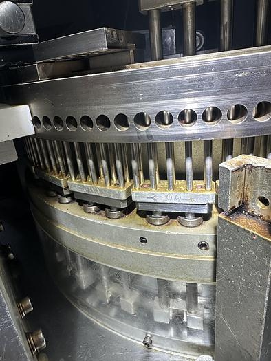 Used Shionogi JCF-40 Liqfil-Super Encapsulator