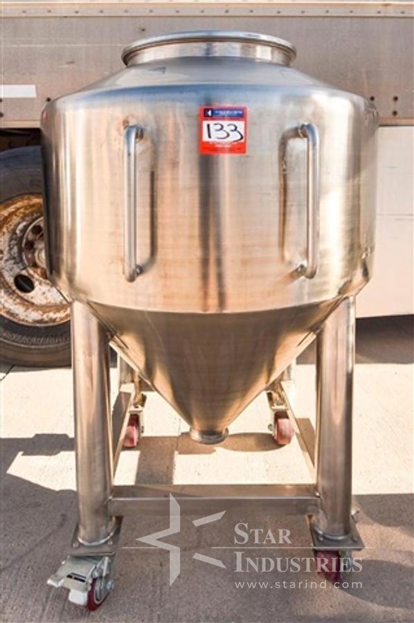 Used Liquid Tote on Casters