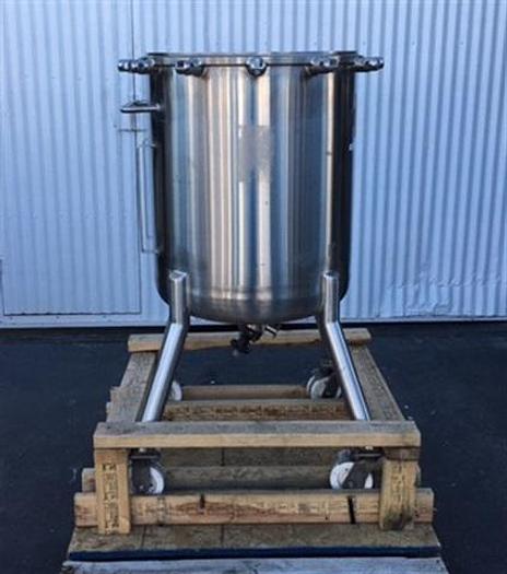 Used 12,000 liter Mueller Jacketed Tank