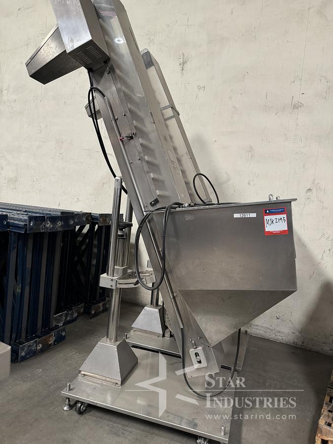 Used Pharma Pack Cleated Cap Elevator