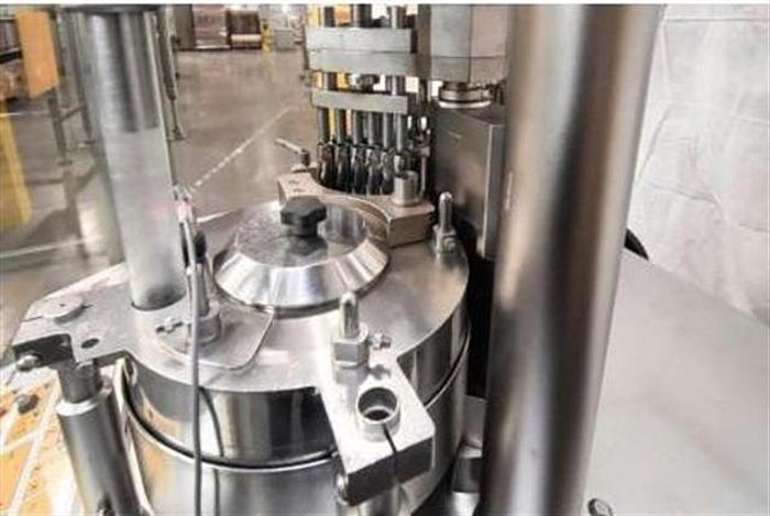 Used IMA Zanasi 40F Automatic Encapsulator