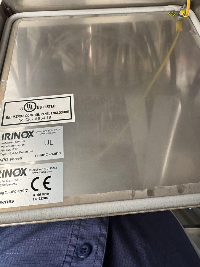 Used Arol Capper with Hopper and Elevator